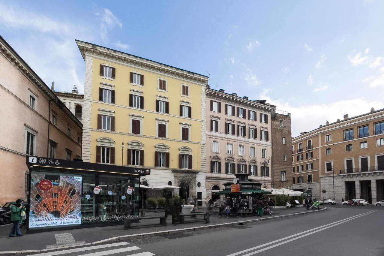 Cozy Wooden Apt In Piazza Navona Apartment Рим Екстериор снимка